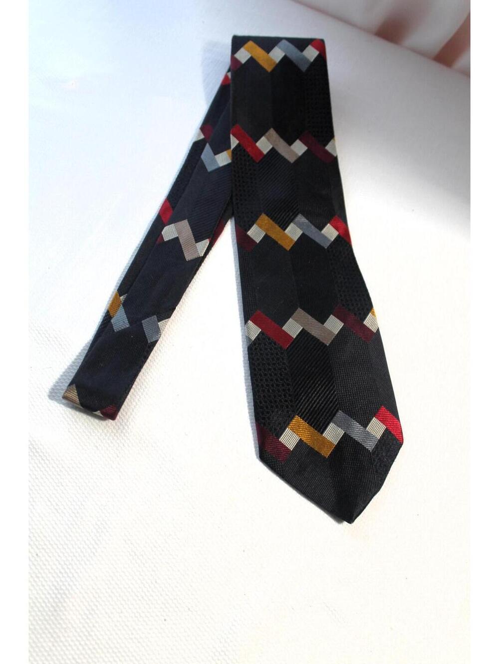 Y Apré Silk Necktie, 3.75 X 56 Inch, Black Red Silver Gold Geometric